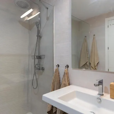 Apartament Stunning Apartment In Estepona With 2 Bedrooms *