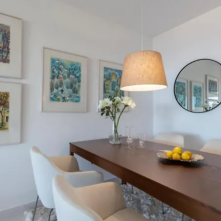 Apartament Stunning Apartment In Estepona With 2 Bedrooms