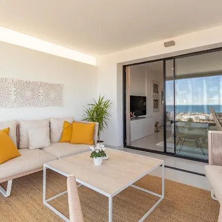 Stunning Apartment In Estepona With 2 Bedrooms Apartament