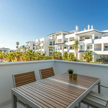 Apartament Stunning Apartment In Estepona With 2 Bedrooms