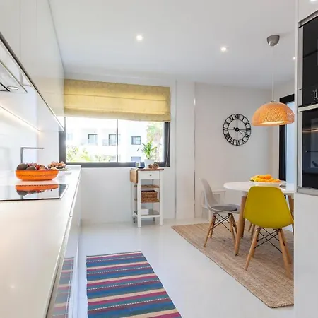 Stunning Apartment In Estepona With 2 Bedrooms Estepona